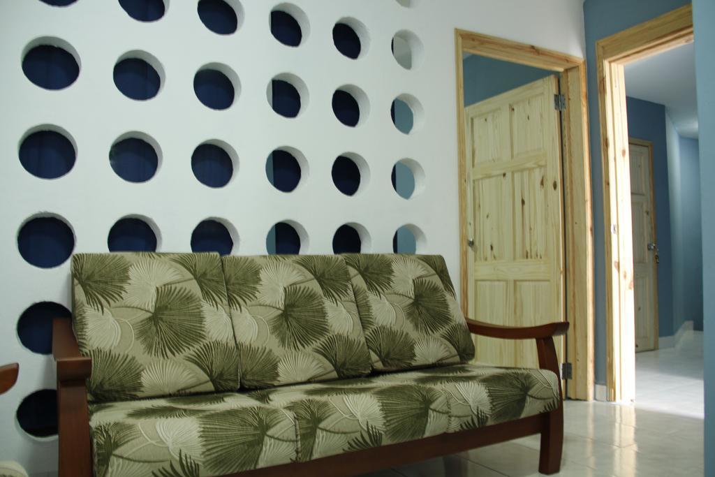 بورت أو برنس Trinity Lodge - Extended Stay المظهر الخارجي الصورة